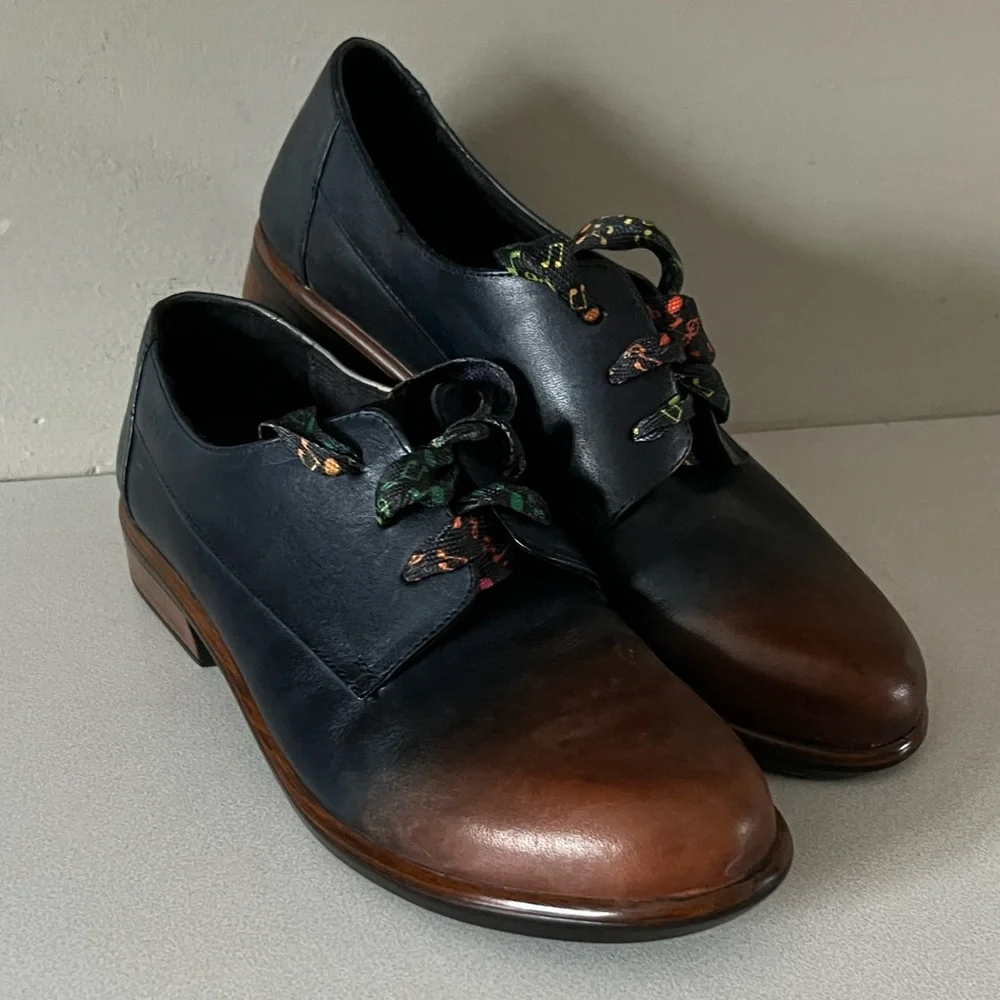 Naot Men's Black and Brown Oxfords with Patterned musical  Laces Noat size 40